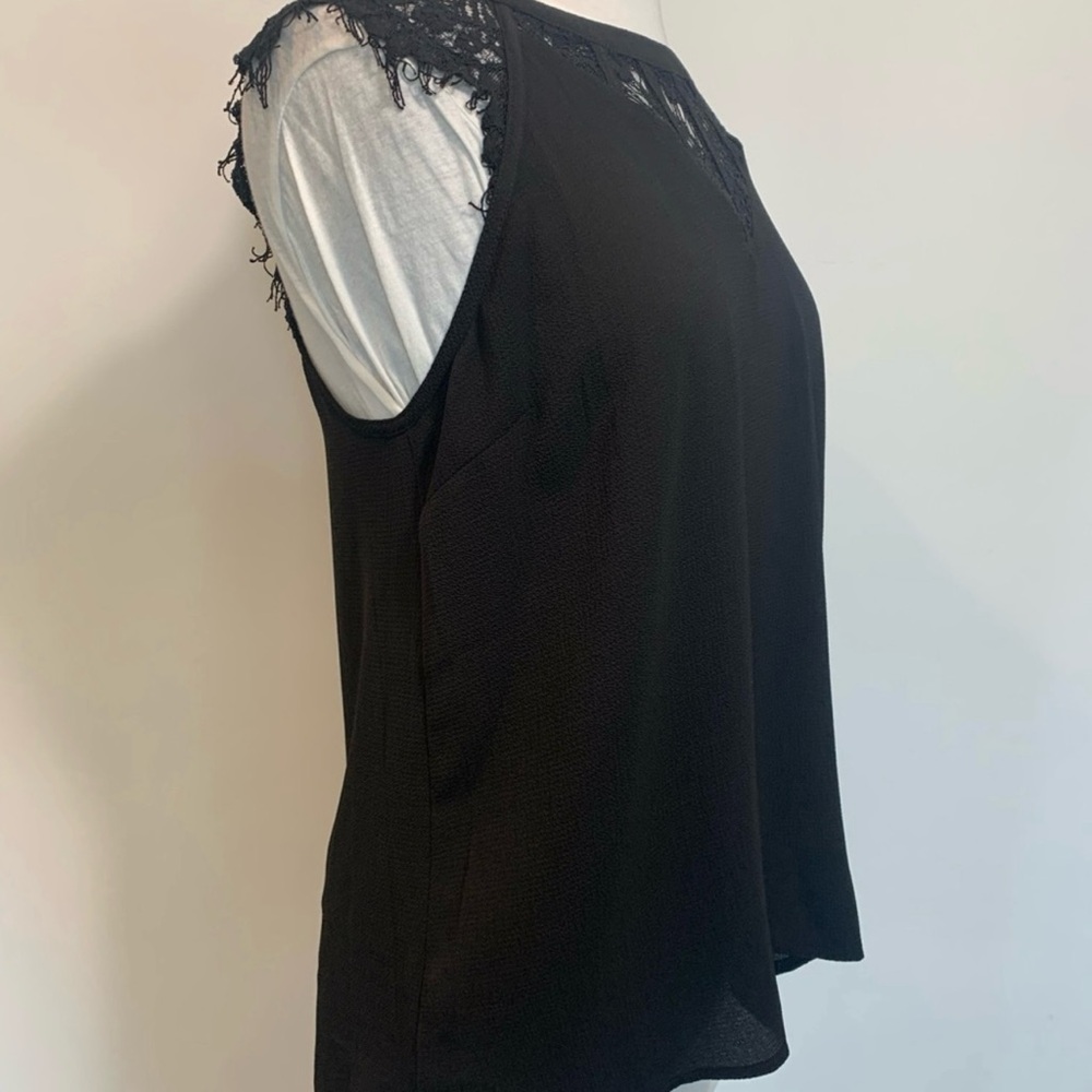 41 Hawthorn Black Lace Sleeveless Blouse – Size M - Picture 6 of 8
